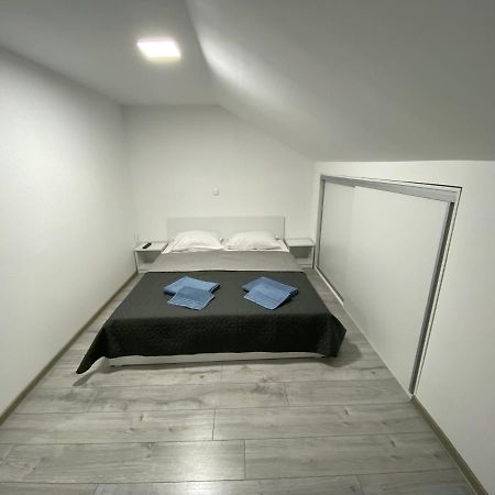Apartament La Sika Оршова Экстерьер фото